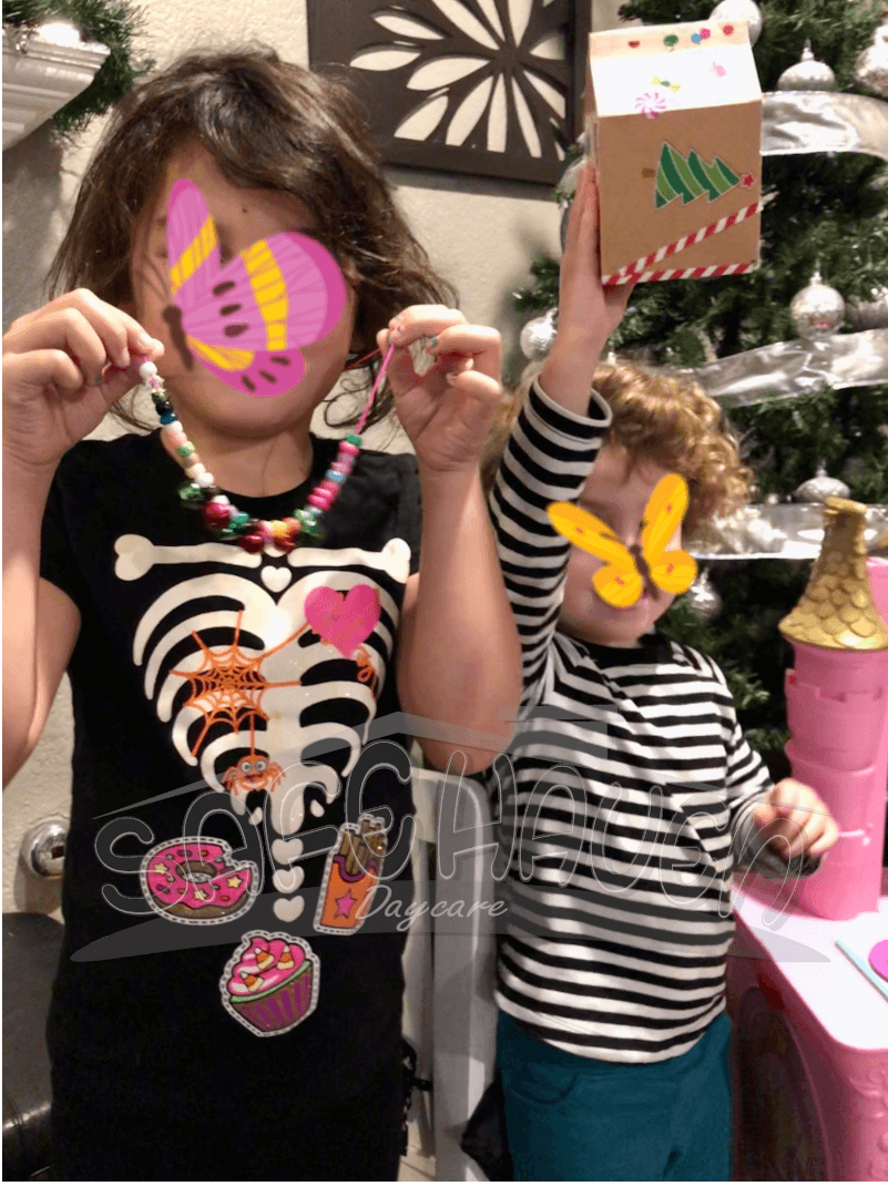 Safe Haven Daycare holiday craft activity